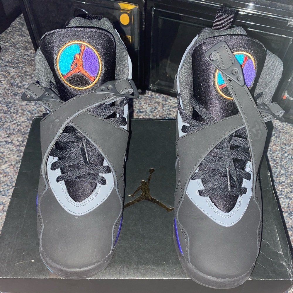 Air Jordan 8 aqua grade school size 6 good condition worn 2 times